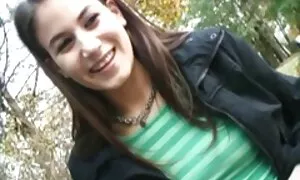 Molto sexy giovane ragazza touching lei donne mature nude al mare micio così grande