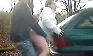 Quando sono soli quando un tizio scopa sua vecchie nude nipote