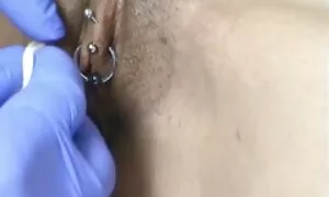Paffuto seminare per utilizzare il foto vecchie troie suo slut corpo per ottenere un prestito