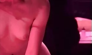A mature troie nude scopare la sua studentessa culo